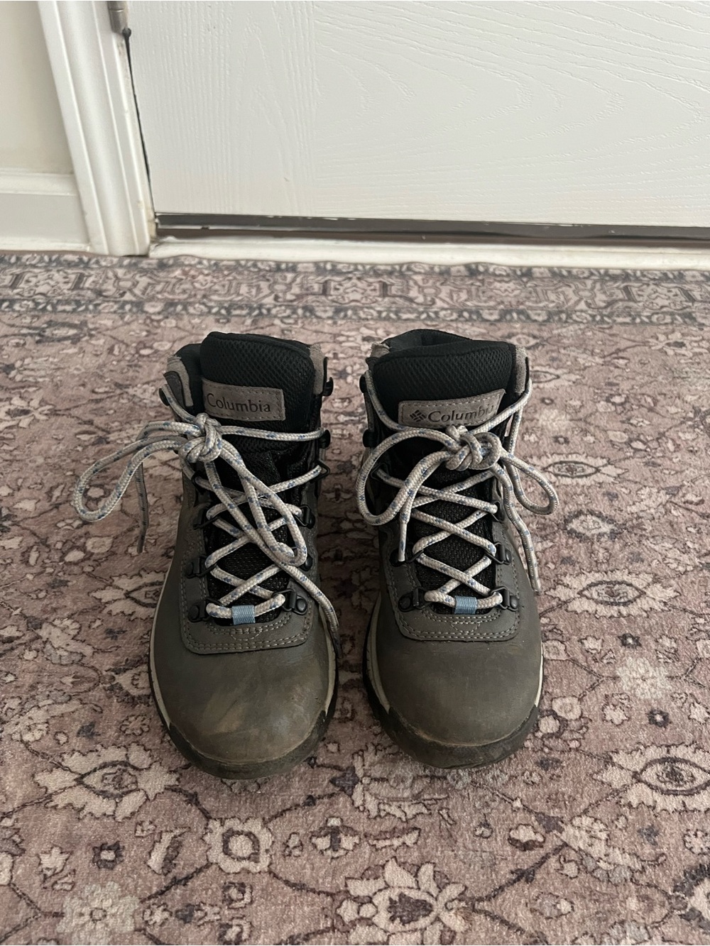 Columbia Dark Gray and Black Women's Hiking Boots
